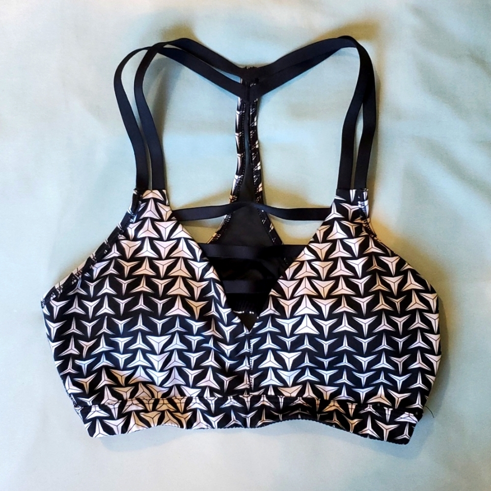Victoria's Secret black and white patterned Sorts Bra